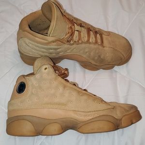 Retro Jordan 13 Tans Boys Sz 6.5